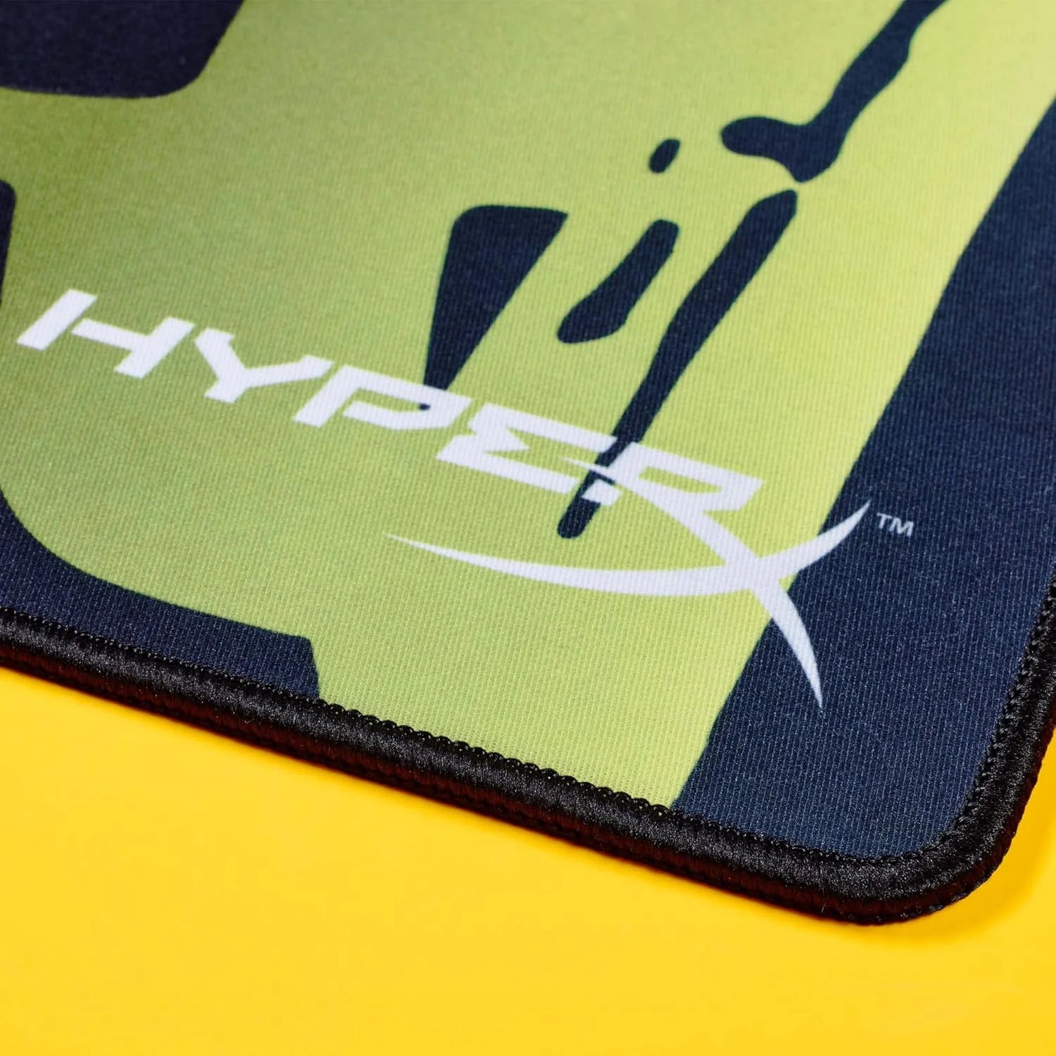 hyperx pulsefire gaming mouse pad